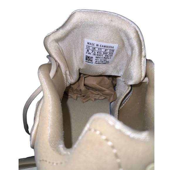 Adidas Originals Men's 🔥Ozelia🔥 Sneaker - SZ 8 - Picture 4 of 10